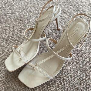 Schutz Aleena Strap Sandals size 8